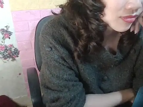 Snapshot of Lovelyx0x chatting on February 18, 2026, 1:29 pm Lovelyx0x online show from February 18, 2026, 1:29 pm