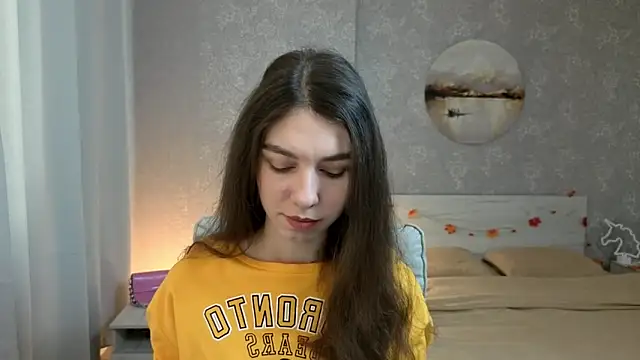 KellyShines online show from December 15, 2025, 7:23 am