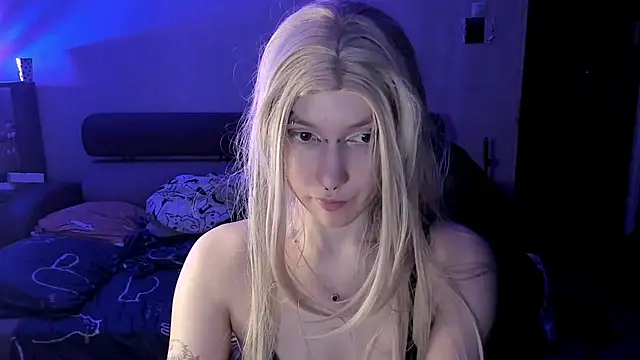 Snapshot of Akira-ivy chatting on March 3, 2026, 6:58 pm Akira-ivy online show from March 3, 2026, 6:58 pm