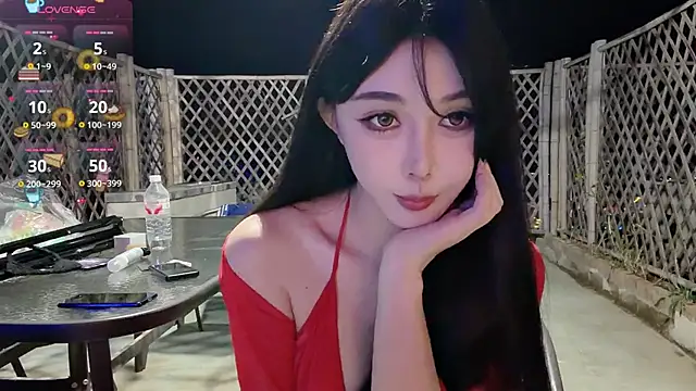 Snapshot of za-02605 chatting on September 28, 2025, 11:37 am za-02605 online show from September 28, 2025, 11:37 am