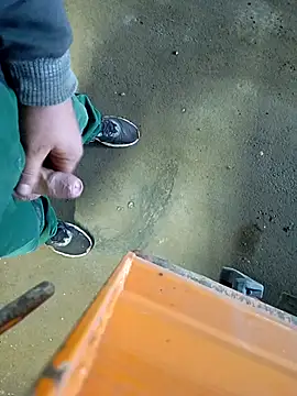 Snapshot of fickfreund019 chatting on October 22, 2025, 10:37 am fickfreund019 online show from October 22, 2025, 10:37 am