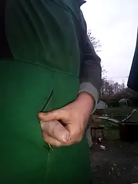 fickfreund019 online show from November 26, 2025, 3:35 pm