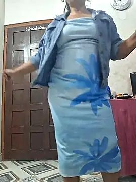 Snapshot of SIMIHOT chatting on October 31, 2025, 3:24 pm SIMIHOT online show from October 31, 2025, 3:24 pm