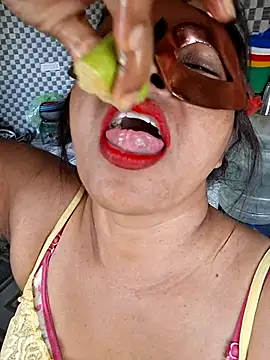 Snapshot of SIMIHOT chatting on November 13, 2025, 9:52 am SIMIHOT online show from November 13, 2025, 9:52 am