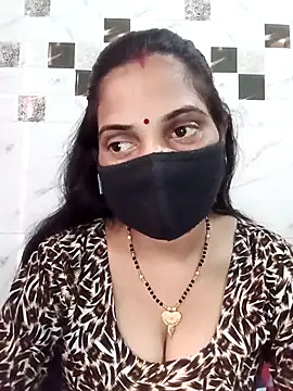 Payal-001 online show from October 26, 2025, 9:48 am