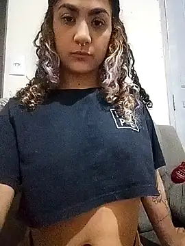 Snapshot of Camilla-23y chatting on October 23, 2025, 2:11 am Camilla-23y online show from October 23, 2025, 2:11 am