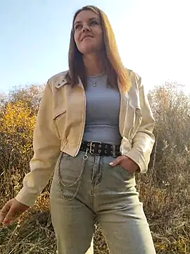 Snapshot of YOOUR_EVAA chatting on October 23, 2025, 10:14 am YOOUR EVAA online show from October 23, 2025, 10:14 am