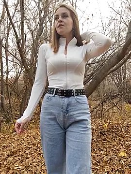 Snapshot of YOOUR_EVAA chatting on October 29, 2025, 9:00 am YOOUR EVAA online show from October 29, 2025, 9:00 am