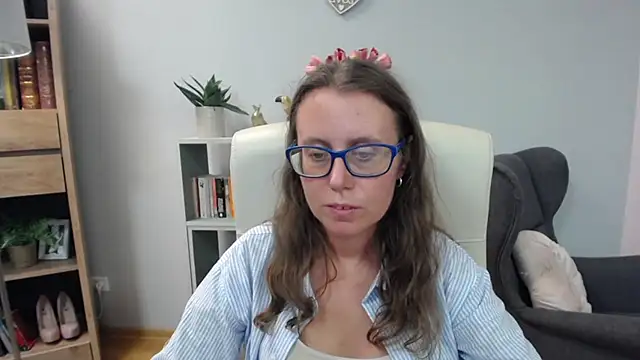 sweetxLizzy online show from July 7, 2026, 6:47 am