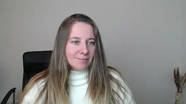 Darklure  online show from October 29, 2025, 10:22 pm