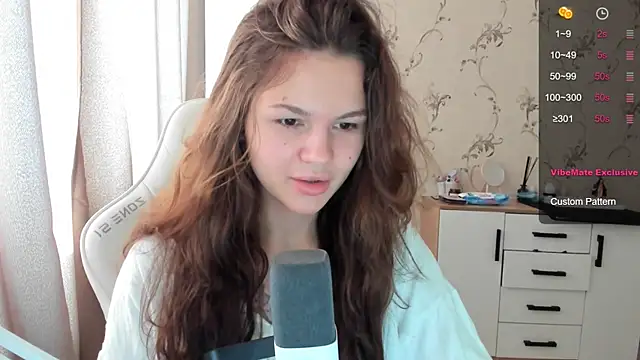 Snapshot of yourdreamm_ chatting on September 15, 2025, 7:41 am yourdreamm online show from September 15, 2025, 7:41 am