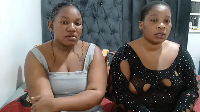 Mia-CharmsX online show from October 13, 2025, 4:51 pm