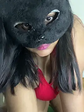 Snapshot of Slllll_Couple00 chatting on February 9, 2026, 1:59 pm Slllll Couple00 online show from February 9, 2026, 1:59 pm