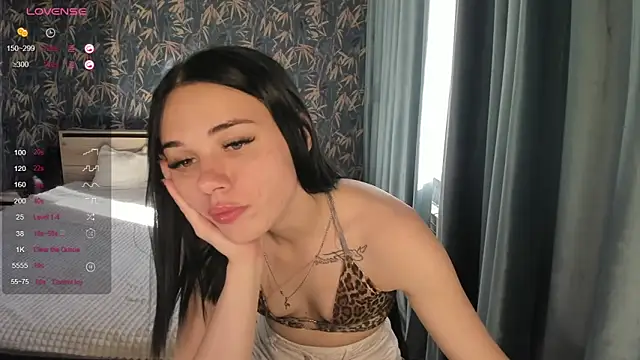 Snapshot of Kseni_a chatting on October 9, 2025, 10:46 am Kseni a online show from October 9, 2025, 10:46 am