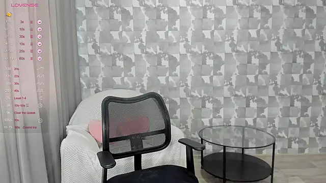 Snapshot of Kseni_a chatting on November 8, 2025, 11:32 am Kseni a online show from November 8, 2025, 11:32 am