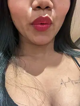 lily 5911 online show from November 11, 2025, 11:27 pm