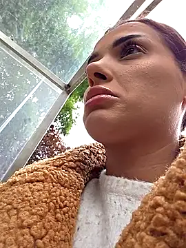 Snapshot of NaughtyChloe chatting on October 2, 2025, 9:05 am NaughtyChloe online show from October 2, 2025, 9:05 am