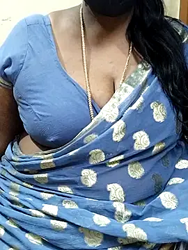 Snapshot of shobini chatting on February 26, 2026, 6:18 pm shobini online show from February 26, 2026, 6:18 pm