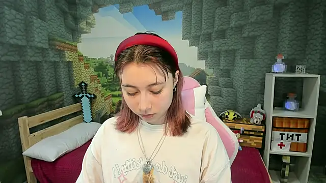 ClaraParks online show from January 13, 2026, 7:41 pm