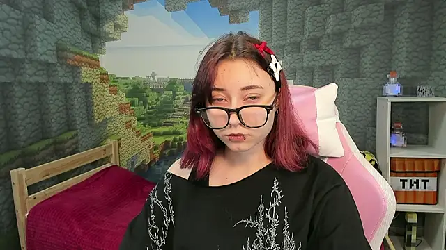 Snapshot of ClaraParks chatting on February 12, 2026, 7:53 pm ClaraParks online show from February 12, 2026, 7:53 pm