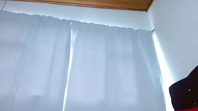 Snapshot of Charlothe_Wright chatting on October 17, 2025, 5:59 pm Charlothe Wright online show from October 17, 2025, 5:59 pm