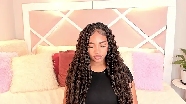 Snapshot of CarolinaSommerr chatting on September 20, 2025, 11:17 pm CarolinaSommerr online show from September 20, 2025, 11:17 pm