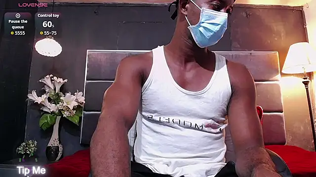 blackbignude online show from September 30, 2025, 1:43 am