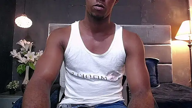 blackbignude online show from October 18, 2025, 1:30 am