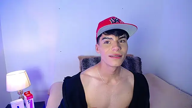 Dulcey  online show from October 3, 2025, 4:20 am