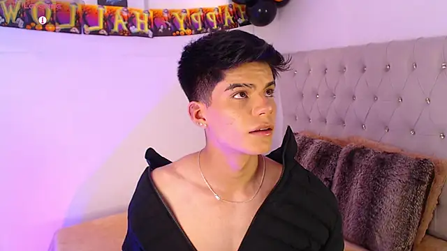 Dulcey  online show from October 7, 2025, 4:20 am