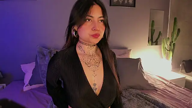 Snapshot of anne_dh chatting on February 25, 2026, 3:49 am anne dh online show from February 25, 2026, 3:49 am