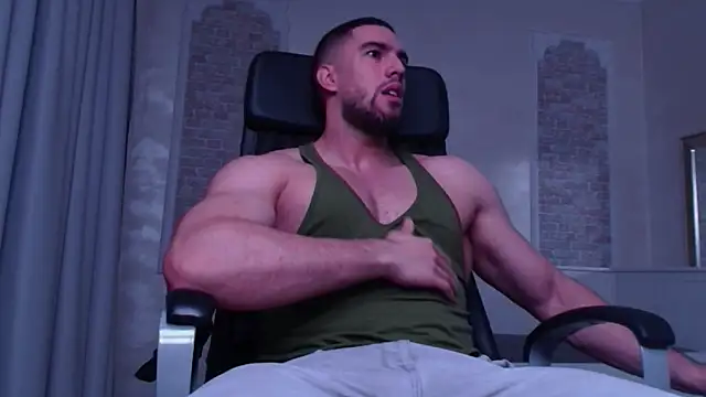 IvanHydee online show from October 13, 2025, 4:45 am