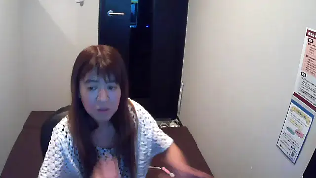Snapshot of SAKI_saki_01 chatting on September 9, 2025, 10:48 am SAKI saki 01 online show from September 9, 2025, 10:48 am