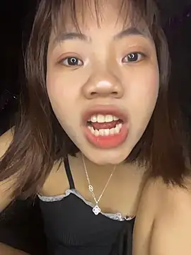 NinaChu online show from October 1, 2025, 3:40 pm