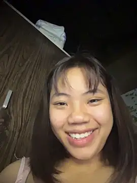 NinaChu online show from November 1, 2025, 5:37 pm