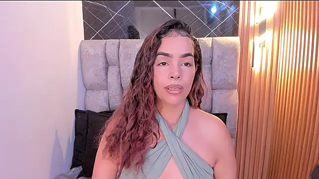 roxanne dl online show from September 11, 2025, 12:27 pm