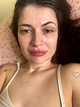 Cute Erika online show from November 26, 2025, 10:49 am