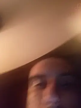 Snapshot of andru898 chatting on November 8, 2025, 12:05 pm andru898 online show from November 8, 2025, 12:05 pm