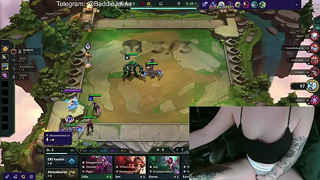 Snapshot of BaddieJoline chatting on November 4, 2025, 9:25 pm BaddieJoline online show from November 4, 2025, 9:25 pm