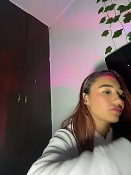 Liawood1 online show from September 13, 2025, 7:19 am