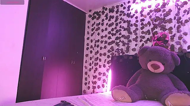 Liawood1 online show from September 29, 2025, 10:25 pm