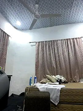 Snapshot of madakraah1 chatting on September 23, 2025, 3:42 am madakraah1 online show from September 23, 2025, 3:42 am