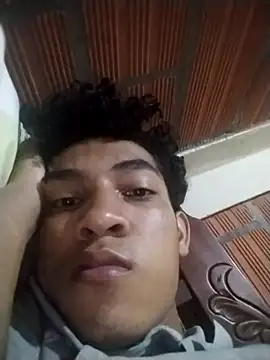 piter200520 online show from September 14, 2025, 3:16 am