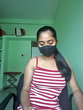 shrutee12 online show from February 4, 2026, 6:52 am