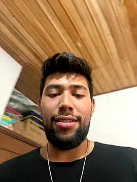 JGentleman online show from October 12, 2025, 5:45 pm