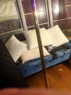 Snapshot of Anna-May97 chatting on February 3, 2026, 2:21 am Anna-May97 online show from February 3, 2026, 2:21 am