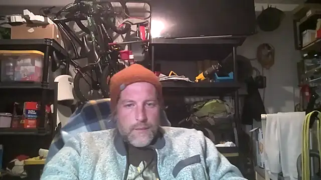 Snapshot of BigJWeb chatting on November 16, 2025, 5:57 am BigJWeb online show from November 16, 2025, 5:57 am