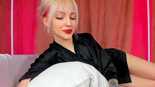 LisaFoxyMe online show from March 12, 2026, 1:56 am