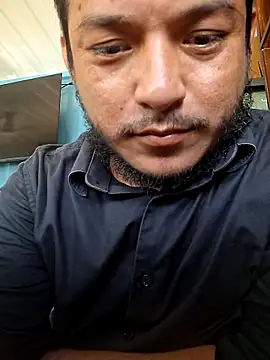 chaparrithosexibb online show from June 7, 2026, 1:37 pm