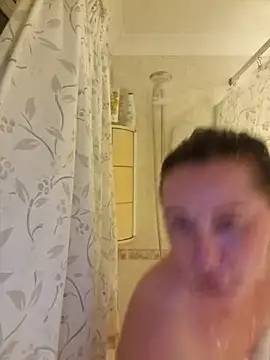 RosieMilff online show from October 8, 2025, 6:16 pm